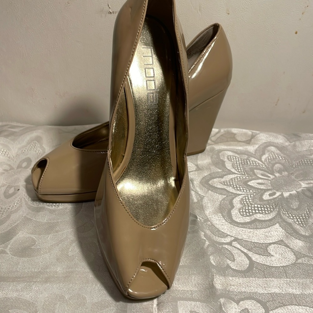 Moda Spana Wedge Platform Dress Heel, 
81/2 M